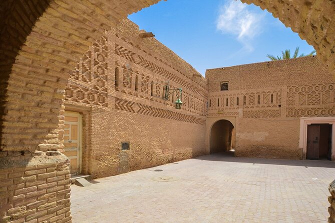 2-Day Tunisian Sahara Tour with Food & Stay from Sousse - Matmata and the cool world below ground