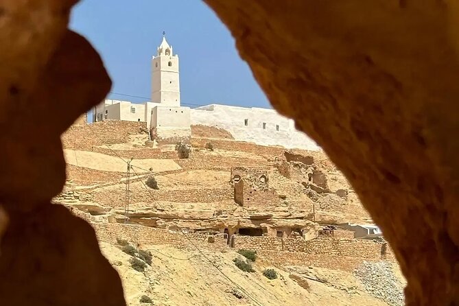 2 Days Private Tour to Ksar Ghilane: Night in Tent - A lived-in troglodyte home in Matmata
