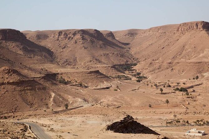 2Days 4x4 safari from Sousse/Hammamet/Tunis, night 100km deep in Sahara desert - The private 4x4 and guiding