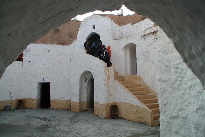 3-Day South of Tunisia Guided Tour from Tunis - El Jem: beginning with Rome in North Africa