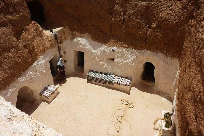 4-Day Private Tour: Sahara and Djerba Island from Tunis and Hammamet - Matmata and Tunisia’s unusual desert architecture