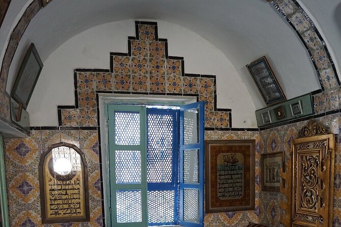 Bardo Museum , Oudhna and the roman aqueduct - What the price really buys you