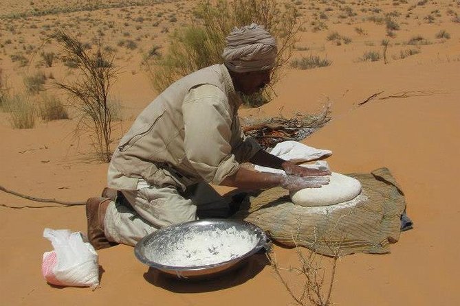 From Tozeur: 3-Day Desert Trip - Sunset, dinner, and a night at the camp