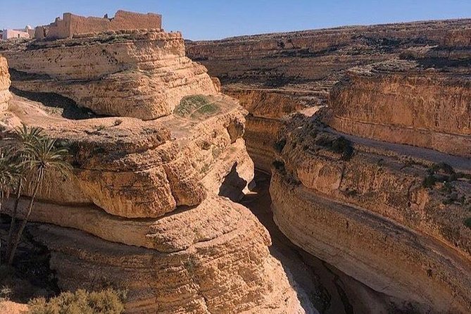 Half-day excursion the mountain oases from Tozeur - Mides Valley near the Algerian border