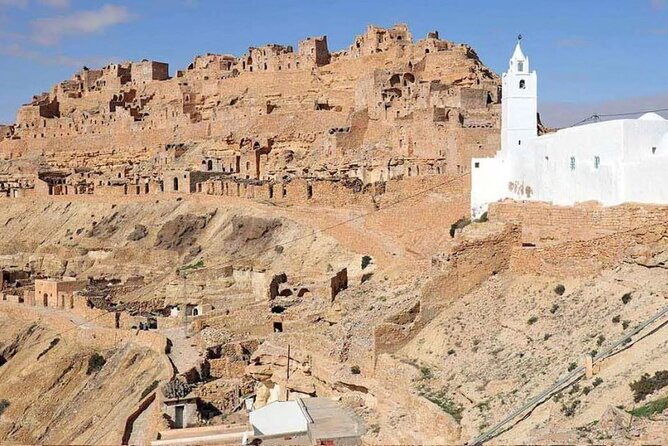 Ksar Ghilaine and Chneni Tataouine 1 day tour in Tunisia - Chenini, the Berber village carved into rock