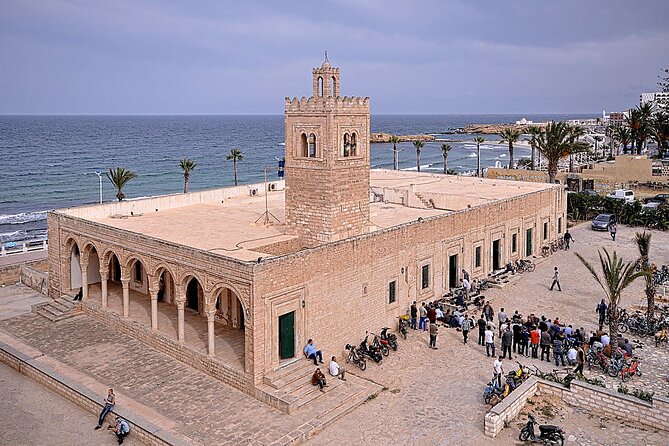Private half-day excursion to the authentic Monastir - Entering the Ribat of Monastir