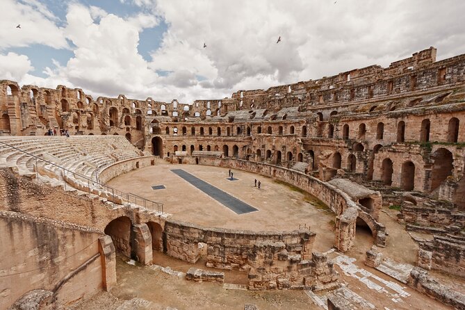 Private Half Day Tour to Roman Coliseum EL JEM from Monastir - Climbing to the upper tiers