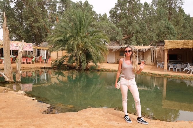The three desert and mountain oases - The sandy erg and the tent-camp night